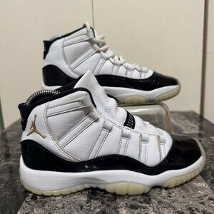 Nike Air Jordan 11 Retro Gratitude White Black (GS) 378038-170 Youth Size 4.5 Y